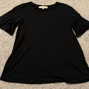 Cotton short sleeve black shirt with flared sleeves in size XXSP